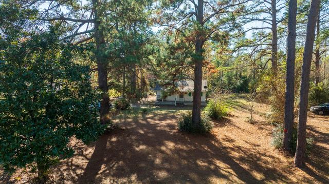 23684 Fm 227 E, Kennard, TX 75847