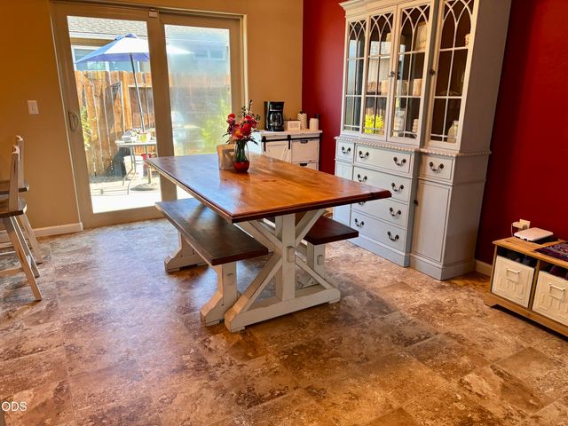 3806 Valley Meadows Drive, White City, OR 97503
