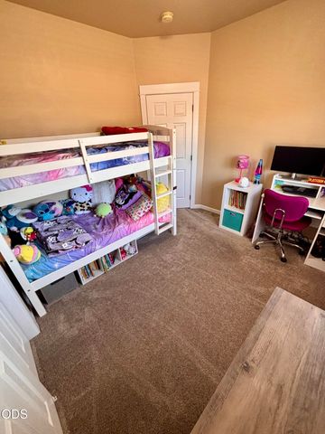 3806 Valley Meadows Drive, White City, OR 97503
