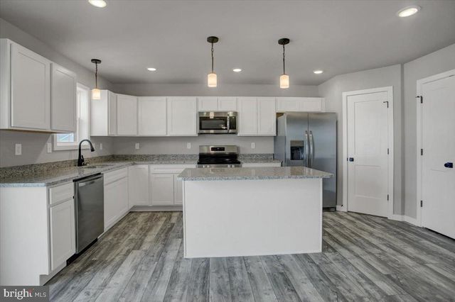 10059 PENDLETON AVE, Waynesboro, PA 17268