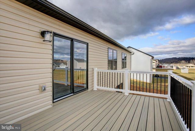 10059 PENDLETON AVE, Waynesboro, PA 17268