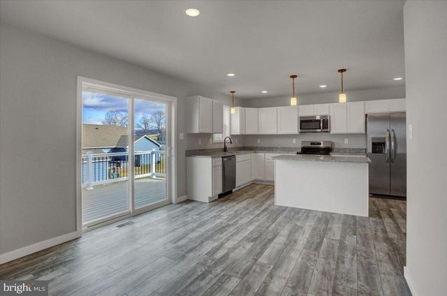 10059 PENDLETON AVE, Waynesboro, PA 17268