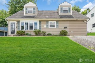 36 Elm Terrace, Sayreville, NJ 08859
