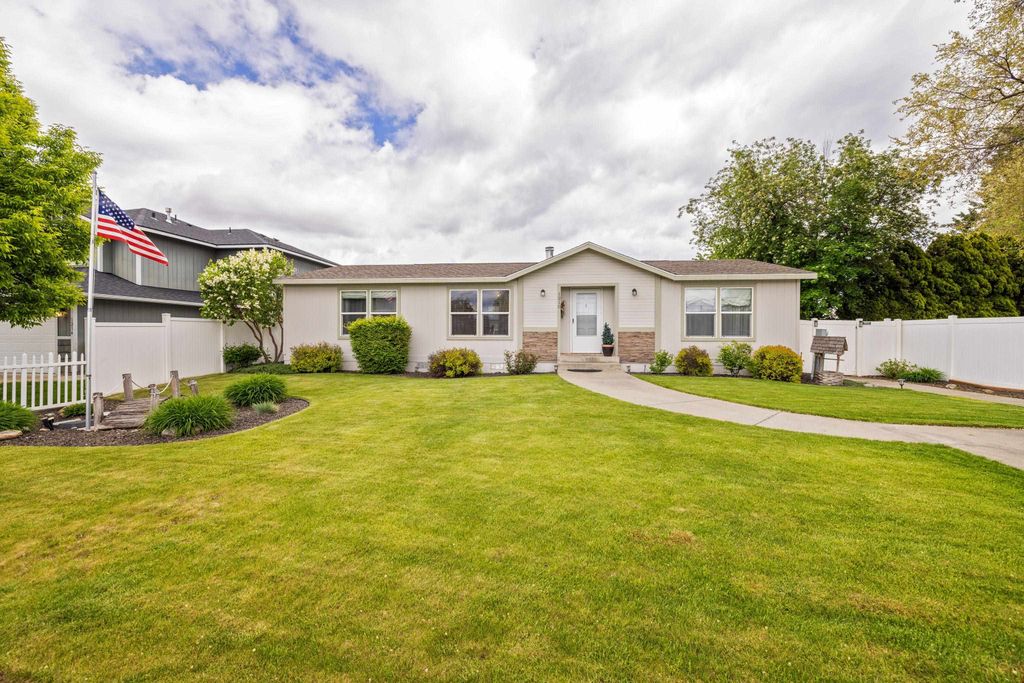 1210 N Arc St, Spokane Valley, WA 99016