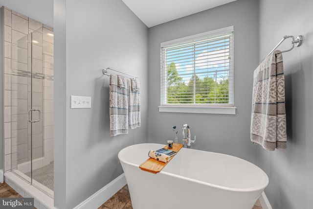 420 WINEBRENNER RD, Martinsburg, WV 25404
