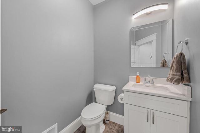 420 WINEBRENNER RD, Martinsburg, WV 25404