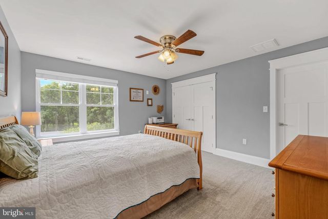 420 WINEBRENNER RD, Martinsburg, WV 25404