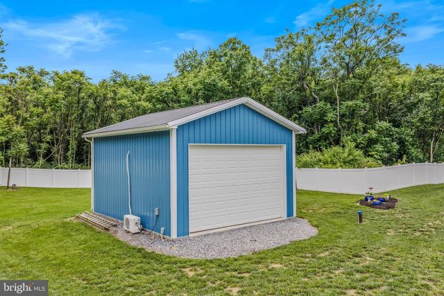 420 WINEBRENNER RD, Martinsburg, WV 25404