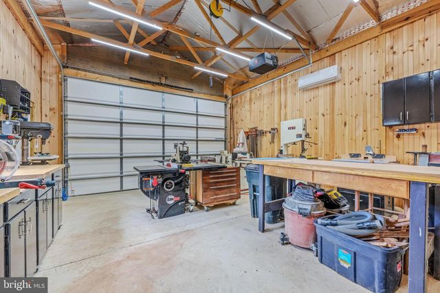 420 WINEBRENNER RD, Martinsburg, WV 25404