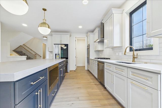 22075 W Casa Bella View, Kildeer, IL 60047