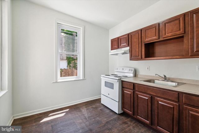 5904 W GIRARD AVE, Philadelphia, PA 19151