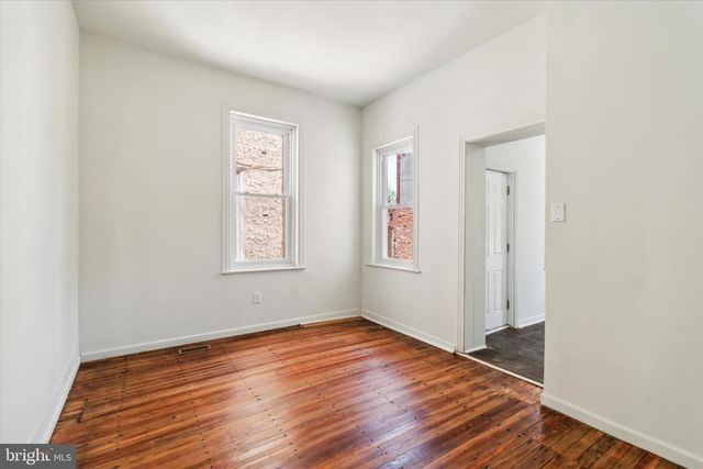 5904 W GIRARD AVE, Philadelphia, PA 19151