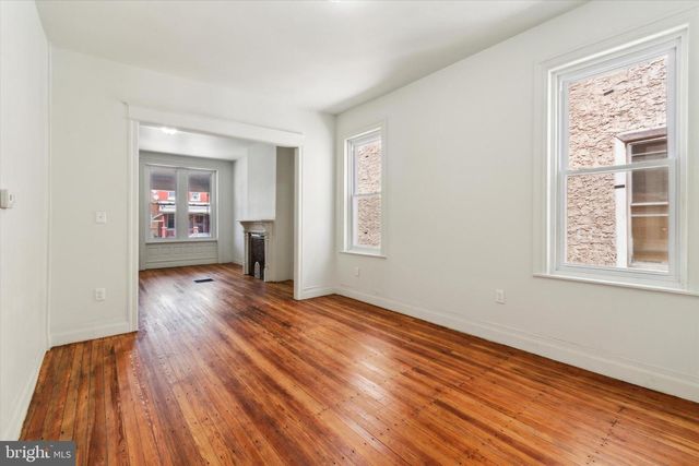 5904 W GIRARD AVE, Philadelphia, PA 19151