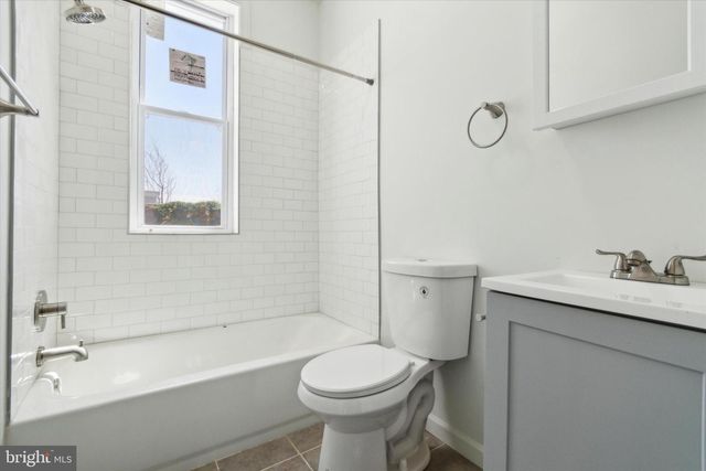 5904 W GIRARD AVE, Philadelphia, PA 19151