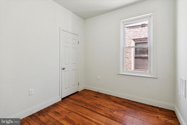 5904 W GIRARD AVE, Philadelphia, PA 19151