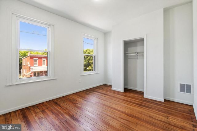 5904 W GIRARD AVE, Philadelphia, PA 19151