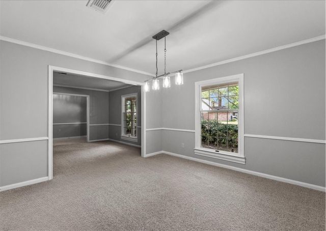 606 Forest Lake Drive, Seabrook, TX 77586