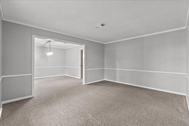 606 Forest Lake Drive, Seabrook, TX 77586