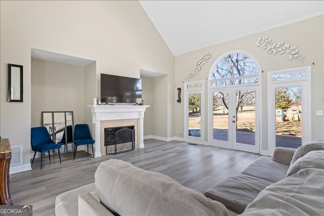 3955 Pucketts Road, Snellville, GA 30039