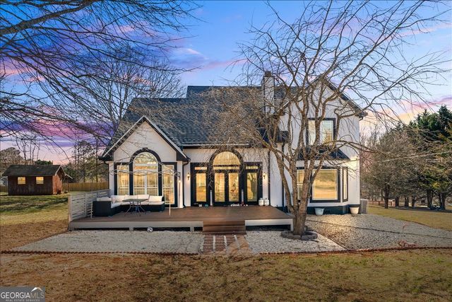 3955 Pucketts Road, Snellville, GA 30039