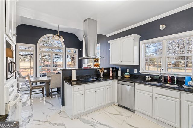 3955 Pucketts Road, Snellville, GA 30039