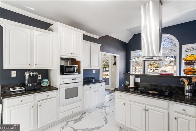 3955 Pucketts Road, Snellville, GA 30039