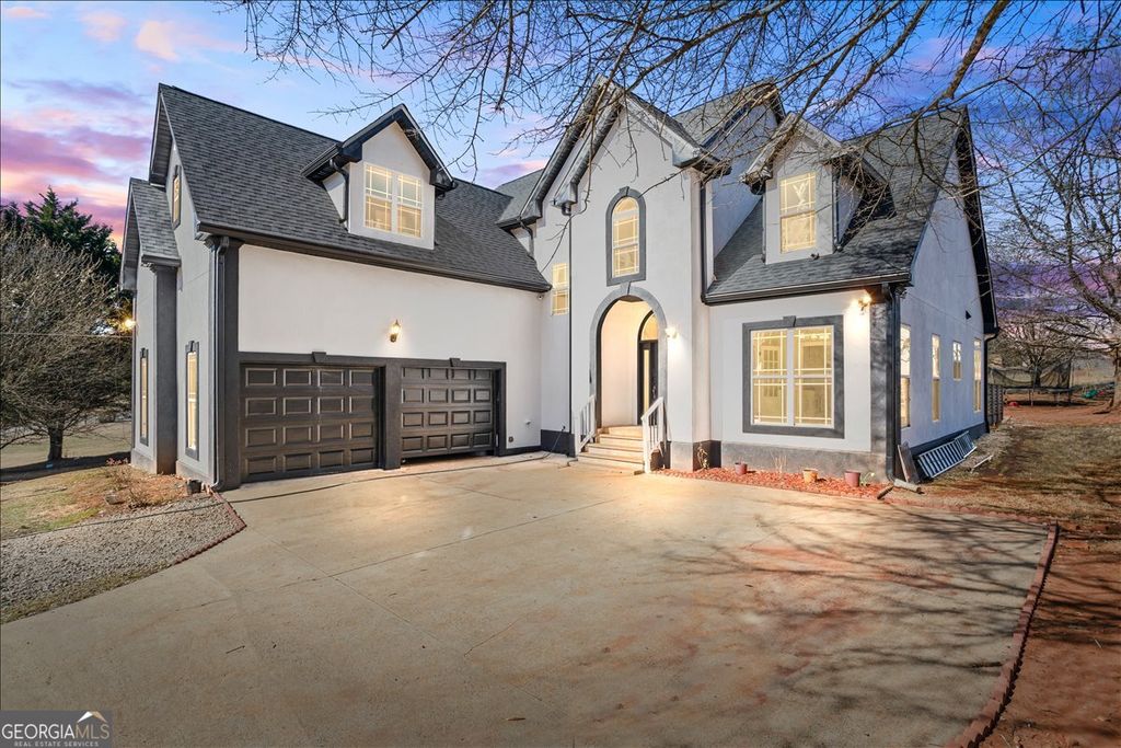 3955 Pucketts Road, Snellville, GA 30039