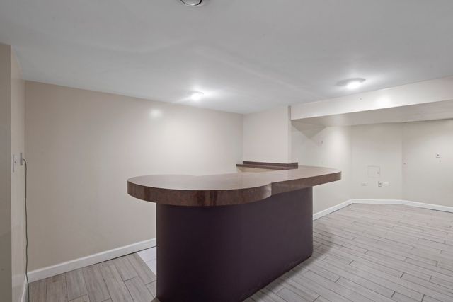 1907 Suffolk Avenue, Westchester, IL 60154