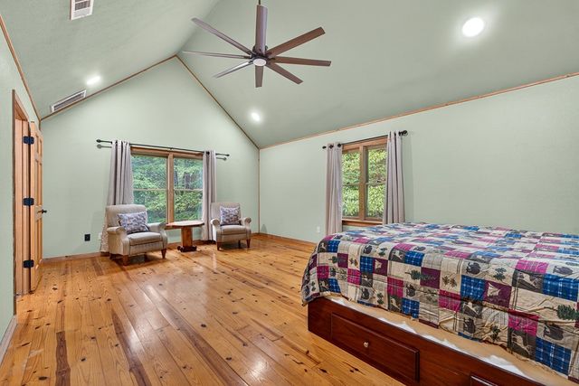 160 Acadia Drive, Ellijay, GA 30540
