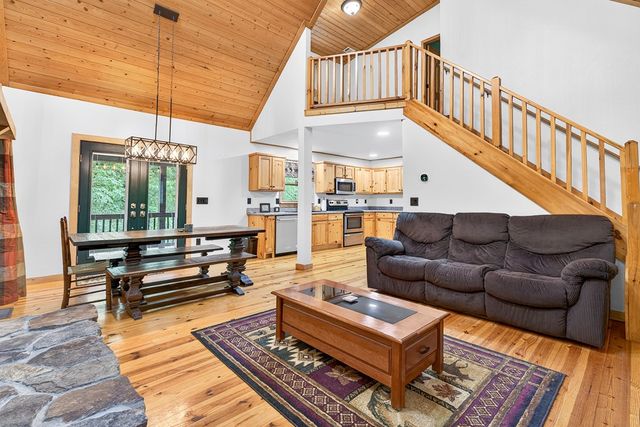160 Acadia Drive, Ellijay, GA 30540