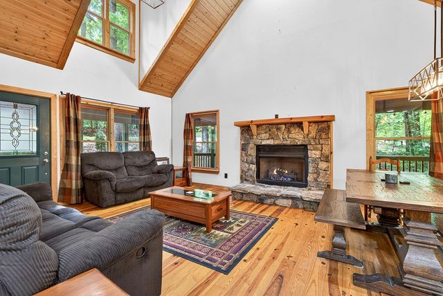 160 Acadia Drive, Ellijay, GA 30540
