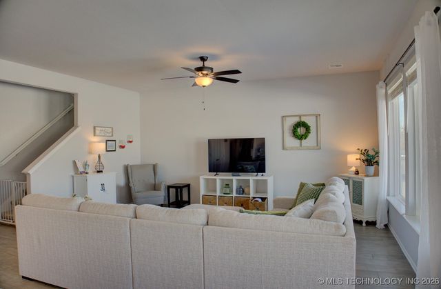 814 E Honolulu Place, Broken Arrow, OK 74012