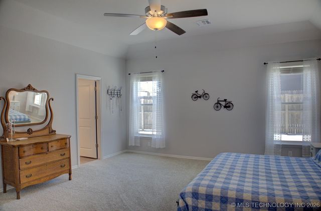 814 E Honolulu Place, Broken Arrow, OK 74012