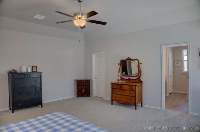 814 E Honolulu Place, Broken Arrow, OK 74012