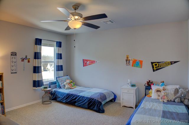 814 E Honolulu Place, Broken Arrow, OK 74012