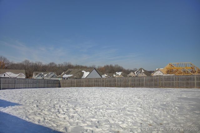 814 E Honolulu Place, Broken Arrow, OK 74012