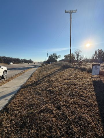 4724 N University Drive, Denton, TX 76208