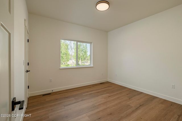 2538 N Cottage Hill Drive, Palmer, AK 99645