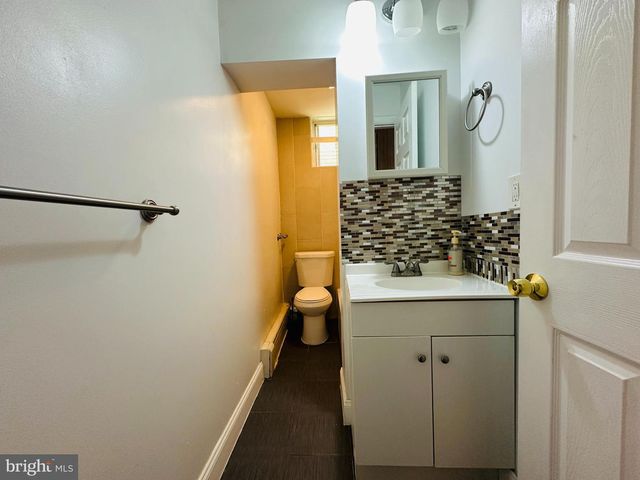 1218 MCKEAN ST, Philadelphia, PA 19148