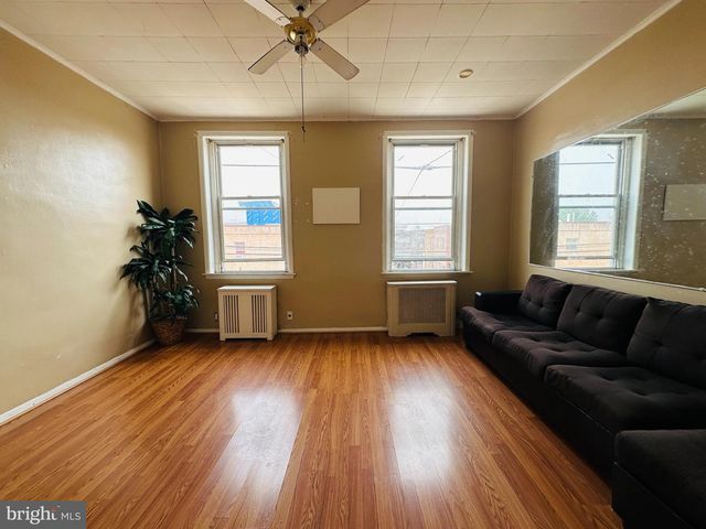 1218 MCKEAN ST, Philadelphia, PA 19148