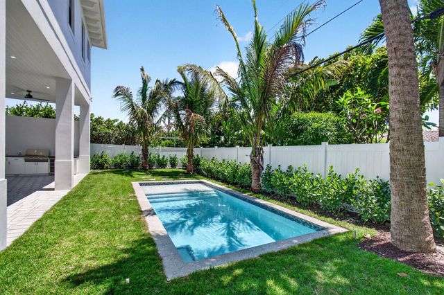 354 Leigh Road, West Palm Beach, FL 33405