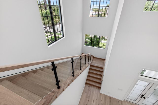354 Leigh Road, West Palm Beach, FL 33405