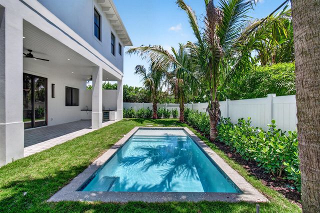 354 Leigh Road, West Palm Beach, FL 33405