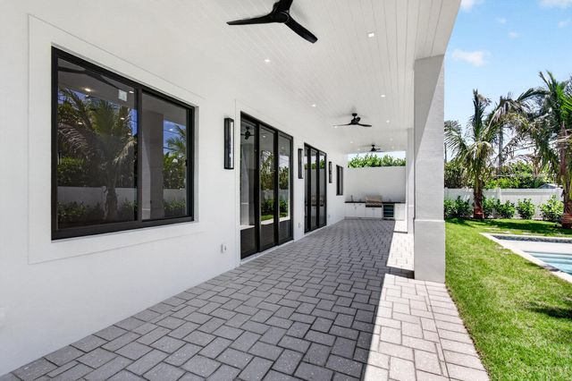 354 Leigh Road, West Palm Beach, FL 33405