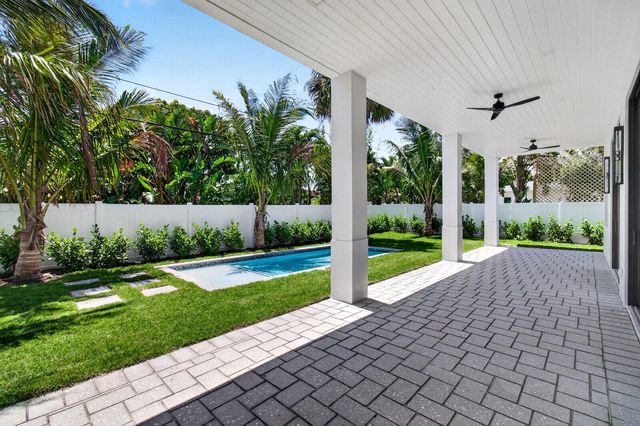 354 Leigh Road, West Palm Beach, FL 33405