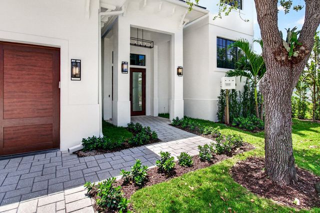 354 Leigh Road, West Palm Beach, FL 33405