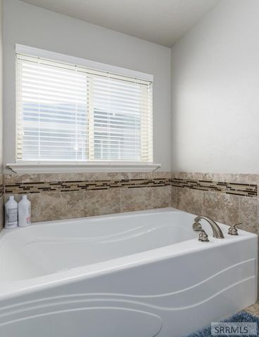 4542 Independence, Chubbuck, ID 83202