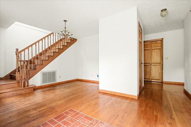 100 Lowell Brown Road, Rockholds, KY 40759