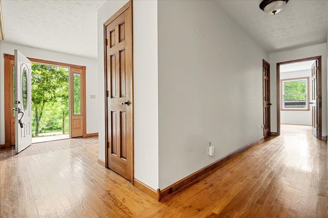 100 Lowell Brown Road, Rockholds, KY 40759