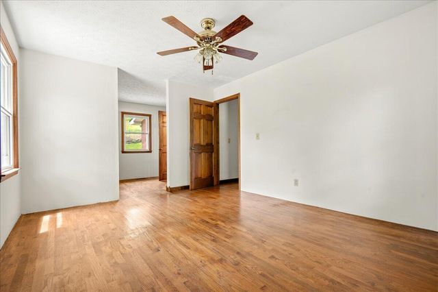 100 Lowell Brown Road, Rockholds, KY 40759